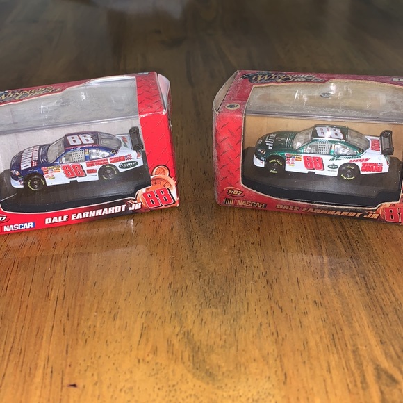 NASCAR vintage set of 2 dale earnhardt jr, collectible cars - Picture 2 of 4